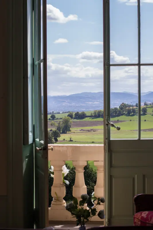 Vue depuis une fenêtre du château